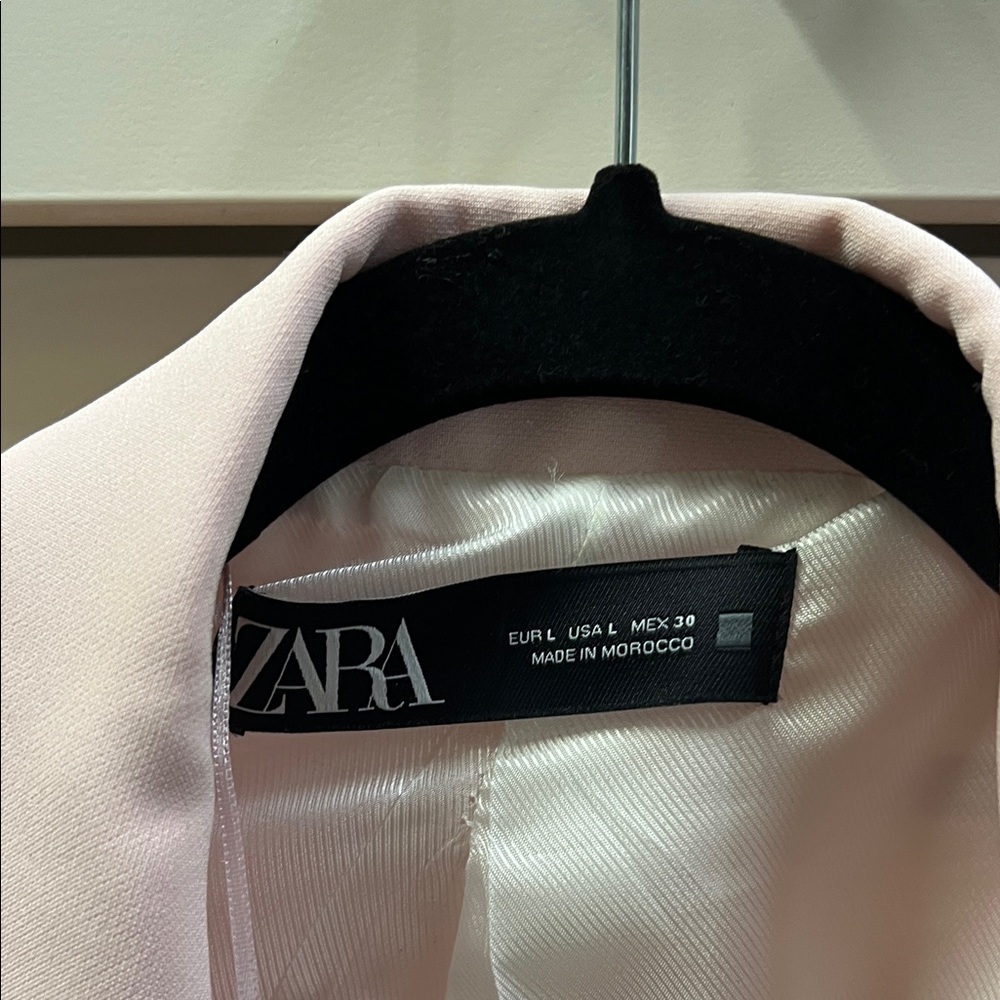 Zara Women's Light Pink Blazer - Picture 2 of 3